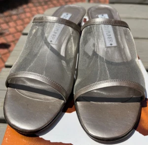 Donald J Pliner Barbara Taupe Screen/Wash Nappa Metallic Slide Size 7 1/2 M - Picture 1 of 9