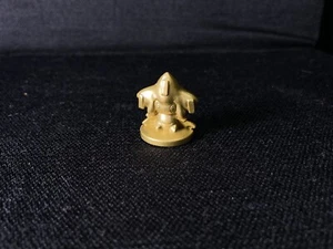 Vintage Jirachi Gold Pokemon Figure 2003 Nintendo Banpresto - Picture 1 of 3