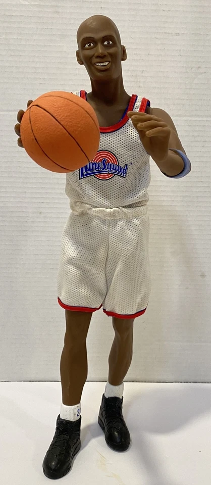 "Figura de 18"" Michael Jordan Space Jam Tune Squad 1996" Foto 1 de 4
