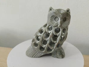 Figurine décorative sculptée « Hibou sage » avec hibou à l'intérieur, fabriquée - Picture 1 of 7