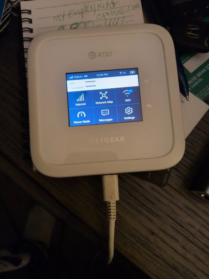 NETGEAR Nighthawk M6 (MR6110-1A1NAS)  - Image 1 of 4