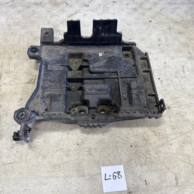 15 2014-2017 Kia Soul Battery Tray Assemby Used Oem (37150-b2000) Used - Image 1 of 2