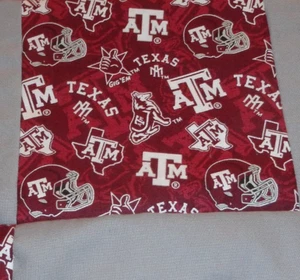 Texas A&M University Fat Quarter 18" x 21", granate, blanco, costura, acolchado, divertido - Imagen 1 de 1