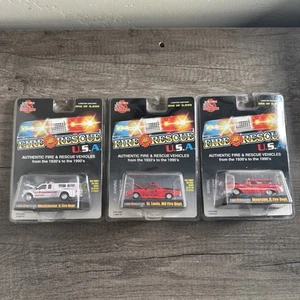 Racing Champions Fire Rescue Lot Of 3 USA 1:64 New Sealed - Picture 1 of 5