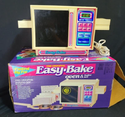 Kenner Easy Bake Oven 80s Working w/Box Working Vintage Read See Photos - Image 1 of 4
