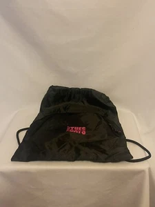 Zaino T-Mobile martedì con coulisse e cerniera edizione limitata in mano - Foto 1 di 5
