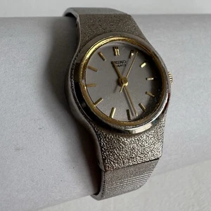 SEIKO 8Y21-0019 Silver Tone Quartz Analog Women's Watch Sz. 5 1/2" New Battery - Picture 1 of 9