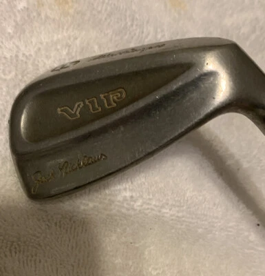 MacGregor VIP Jack Nicklaus Single  9 Iron  Steel Shaft Stiff Flex. - Image 1 of 4