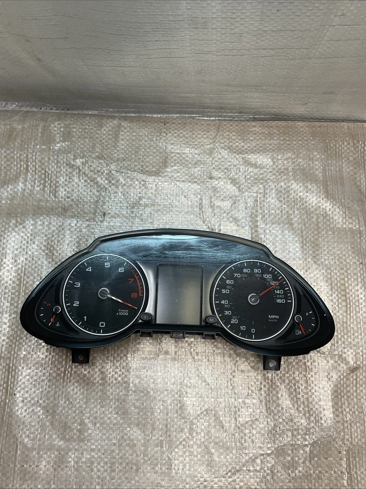 Cuadro de instrumentos velocímetro Audi Q5 2013-2017 8R0920981N indicadores Foto 1 de 4