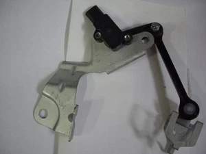 Sensor de nivelación de luz Mercedes A1673202400 A0009050908 1 pieza - Imagen 1 de 1