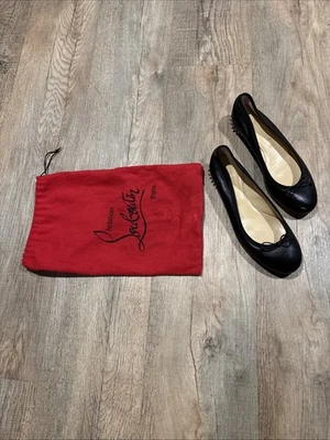 Tacones Christian Louboutin de cuero negros con espiga para mujer talla 39 Foto 1 de 4