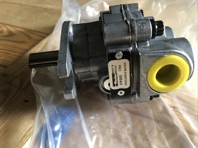 0.218 Cu In odel MGG20010-BA1B3 Hydraulic Motor  NEW!!  "SHIPS FREE" - Image 1 of 4