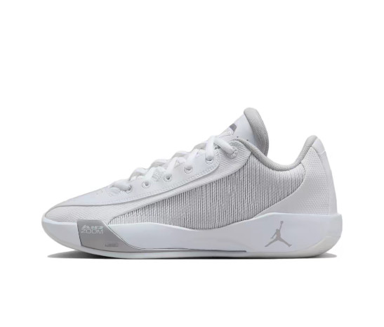 Jordan Luka 77 PF 10.5 新品未使用　ルカ77 JORDAN[ジョーダン] JORDAN LUKA.77 PF / ジョーダン ルカ.77 PF