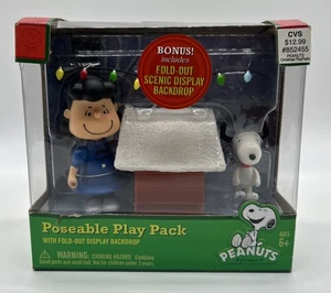 Peanuts Poseable Play Pack Lucy und Snoopy dekorieren die Hundehütte neu versiegelt - Bild 1 von 2