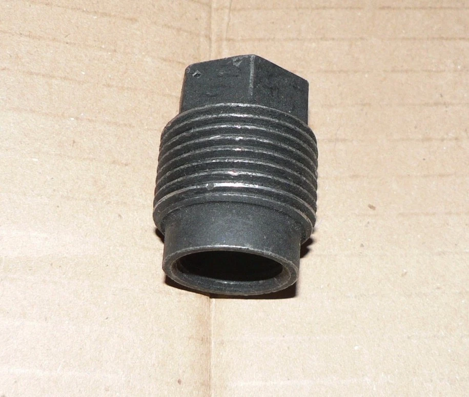 AM GENERAL 12469495-1 ADAPTADOR TUERCA EMBRAGUE  Foto 1 de 1