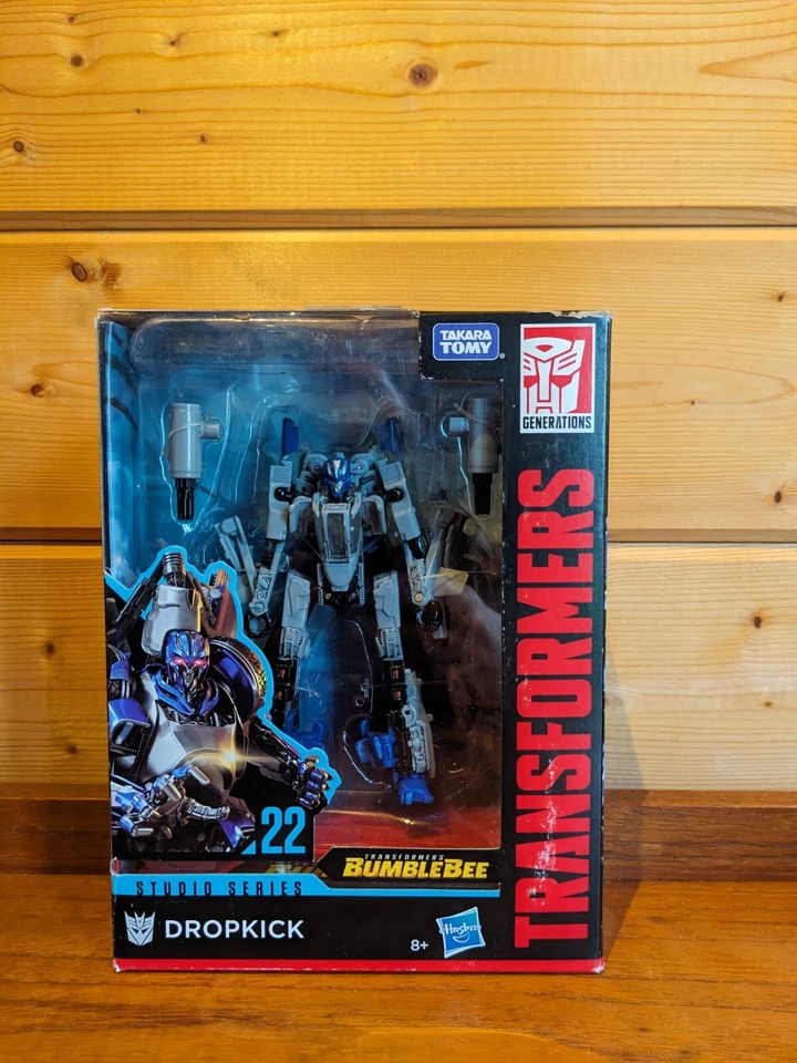 TRANSFORMERS STUDIO SERIES 22 DELUXE CLASS DECEPTICON DROPKICK - Image 1 of 1