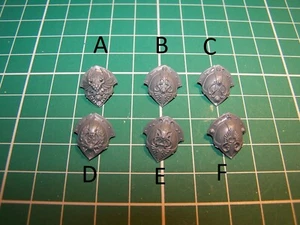 Adeptus Custodes Custodian Guard Shoulder Pads (bits) - Picture 1 of 1