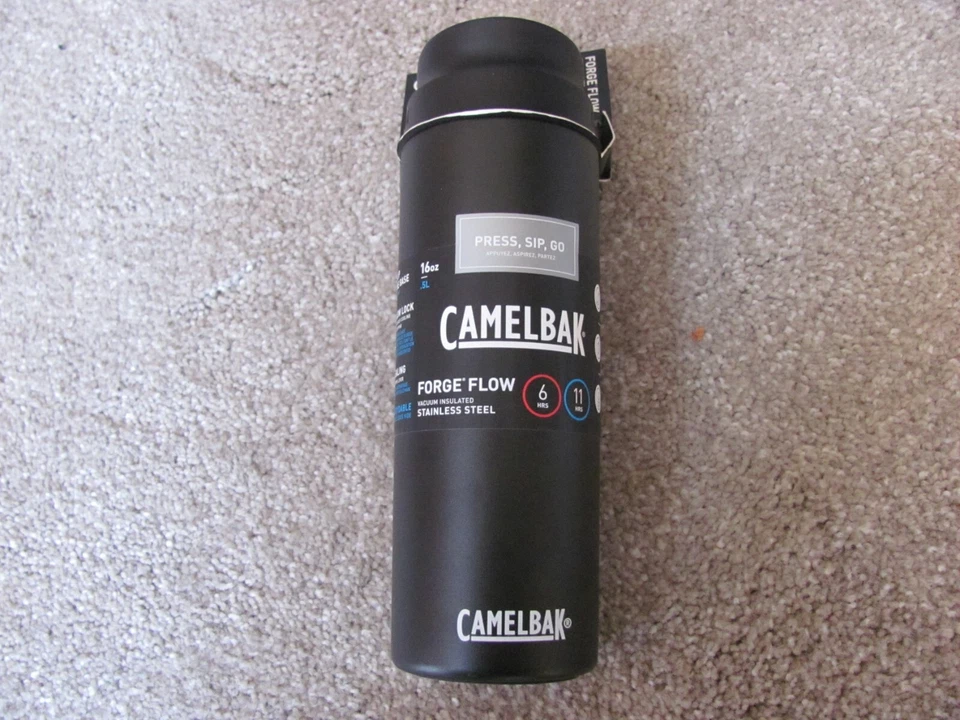 CamelBak Fit Cap Stainless Steel 20 oz. Water Bottle BLACK VACUUM INSULATED