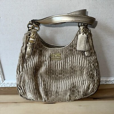 Bolso de Hombro COACH Madison Maggie RUCHED Signature DORADO Plisado HOBO 18886 Foto 1 de 4