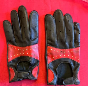 Black & Red 80’s Driving Gloves. PVC. Bit tatty - Great Costume. - Picture 1 of 5