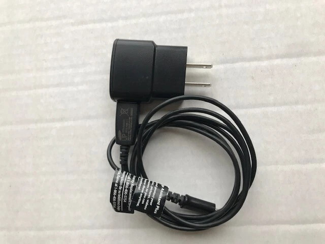 Genuine Samsung Power Adapter OEM Travel Plug 5V 700mA ETA0U60JBE W/ cable USB - Image 1 of 4