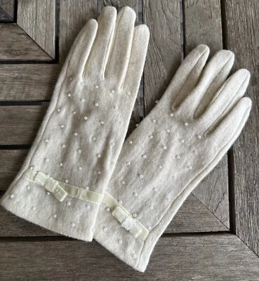 Guantes Emporio Enzo Vintage Lana Marfil con Cuentas de Perlas y Lazo Medianos Foto 1 de 4