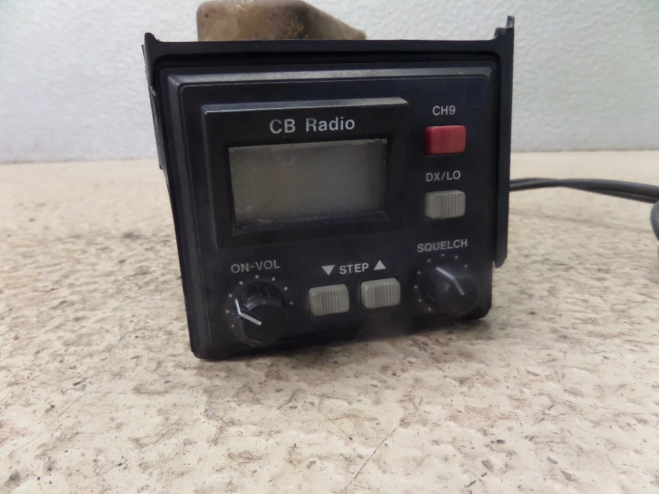 Yamaha Venture Royale CB 1986 panel de control de radio Foto 1 de 1