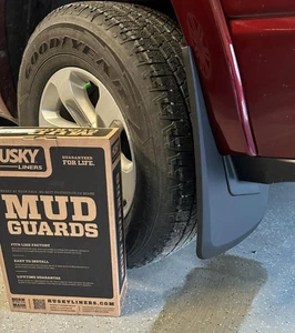 Husky Liner Rear No Drill Custom Fit Mud Flaps for 19-24 Ram 1500 New w/ Flares - Foto 1 di 6