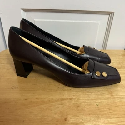 Nuevos zapatos de salón Tods talla 9 39 cuero marrón Italia sin cordones 2 botones suelas de goma Foto 1 de 4