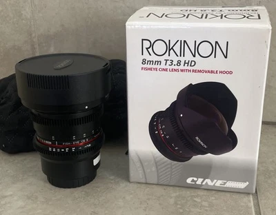 ROKINON 8 毫米 T3.8 鱼眼 Cine 镜头 HAS IF UMC Micro 四分之三 — 第 1/3 张图片