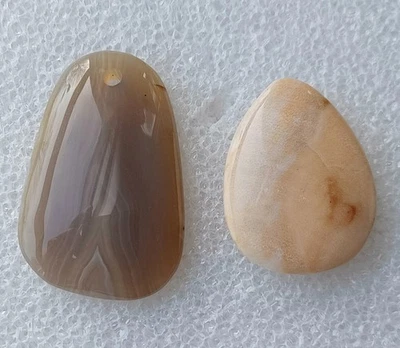 Tan Gray & Beige Teardrop Agate Stone Pendants lot of 2 - Image 1 of 3