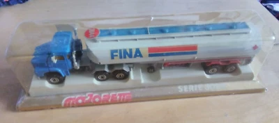 Majorette serie 3000 Scania Fina tanker, VGC, light wear, boxed 1/60 scale - Image 1 of 4