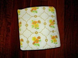 VINTAGE CANNON DAISIES TRELLIS ORANGE YELLOW TAN FLORAL FULL FLAT SHEET 81X104 - Picture 1 of 5