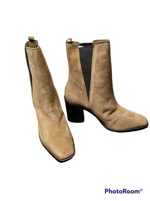 Bota Marc Fisher Kristie, 11M, puxar, camurça, salto - Imagem 1 de 4