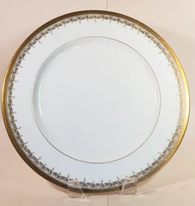 Coalport Bone China Dinner Plate Gold Encrusted Fine Filigree Florals Z5987 - Picture 1 of 13