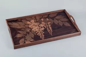 Emile Gallé, artista e designer francese del vetro. Vassoio grande in legno di frutto. - Foto 1 di 9