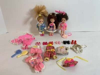 1995 Li'l Friends of Kelly - Chelsie, Becky, Melody y Trajes/Zapatos Extra Foto 1 de 4
