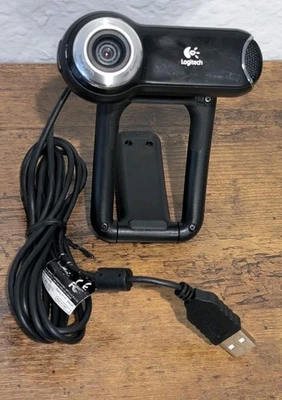 Logitech V-U0009 Webcam Pro 9000 W/Carl Zeiss 2MP Autofocus Lens 860-000210 - Image 1 of 4