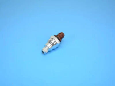 Válvula de ventilación del cárter original Mopar 2006-2020 Jeep Grand Cherokee 53034065AA Foto 1 de 3