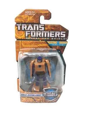 Transformers Reveal The Shield Legend Class Gold Bumblebee Goldbug G1 Autobot Foto 1 de 3
