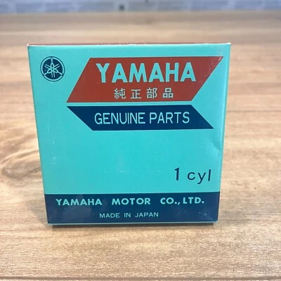 NUEVO YAMAHA OEM NOS ANILLOS DE PISTÓN / 34L-11610-00 STD / SRX600 TT600 XT600 TT XT Foto 1 de 2