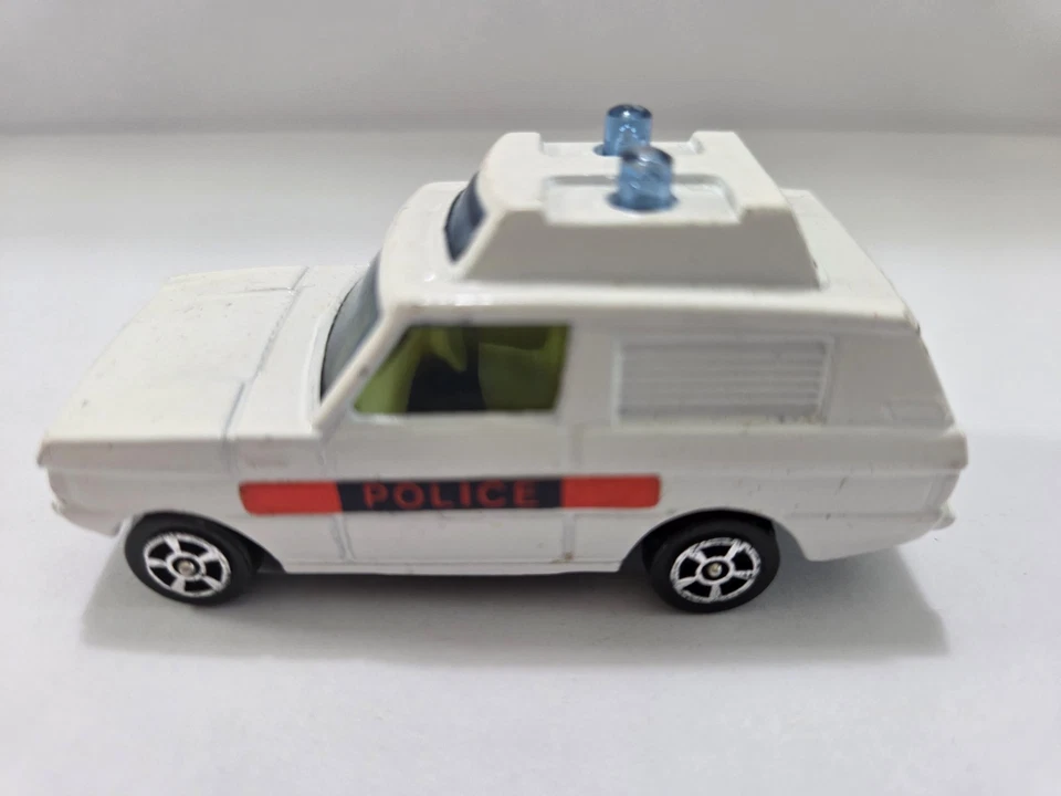 Corgi Juniors Range Rover Police Car SUV Very Clean Original - Image 1 of 4
