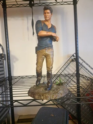 Estatua de videojuego Uncharted Foto 1 de 4