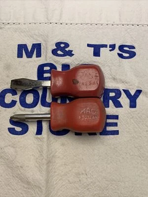 Mac Tools USA Red Screwdriver STUBBY Flat Head & Phillips Hard Handle Pair - Image 1 of 4