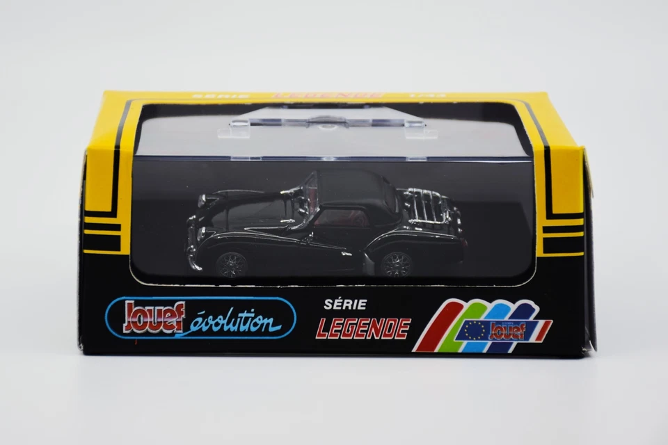 Jouef 1008 1/43 Scale 1957-62 Triumph TR3A Cabriolet Soft Top Diecast Car - Image 1 of 1