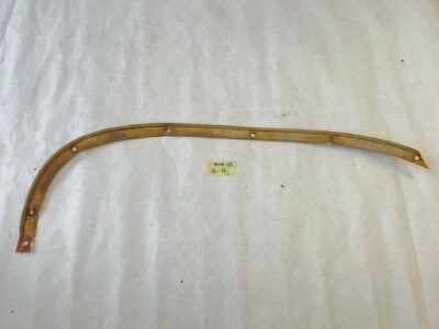 Camión Chevy GMC original 1939-46 sobre puerta moldura metálica lado del conductor #46-H usado  Foto 1 de 2