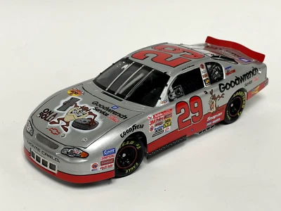 1/24 Action Elite 2001 Nascar Kevin Harvick Chevrolet Looney Toons CS3222 - Immagine 1 di 4