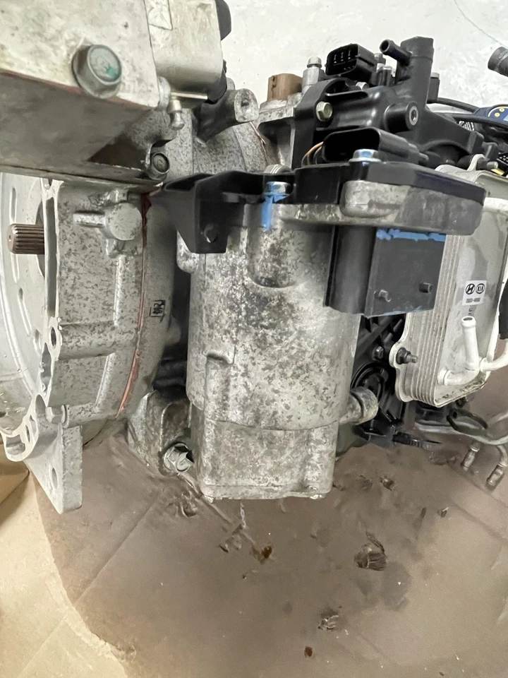 Bomba de aceite de transmisión OEM 46120-3D000 para Hyundai Sonata Hybrid 2011-2015 Foto 1 de 2