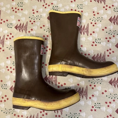 Bota Xtratuf Pelagic Mahi 15 pulgadas aislada Legacy para hombre - marrón goma de lluvia Foto 1 de 4