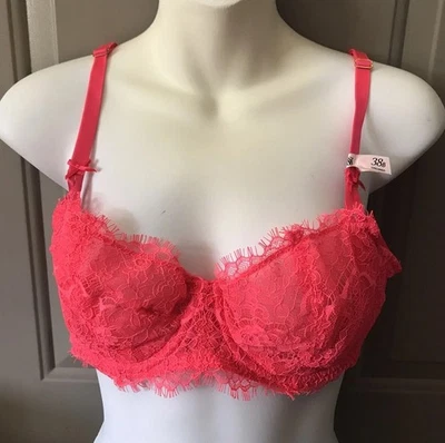 Victoria’s Secret Women's Size 38D Sexy Lace Dream Angels Underwired Bra NEW - Image 1 of 4